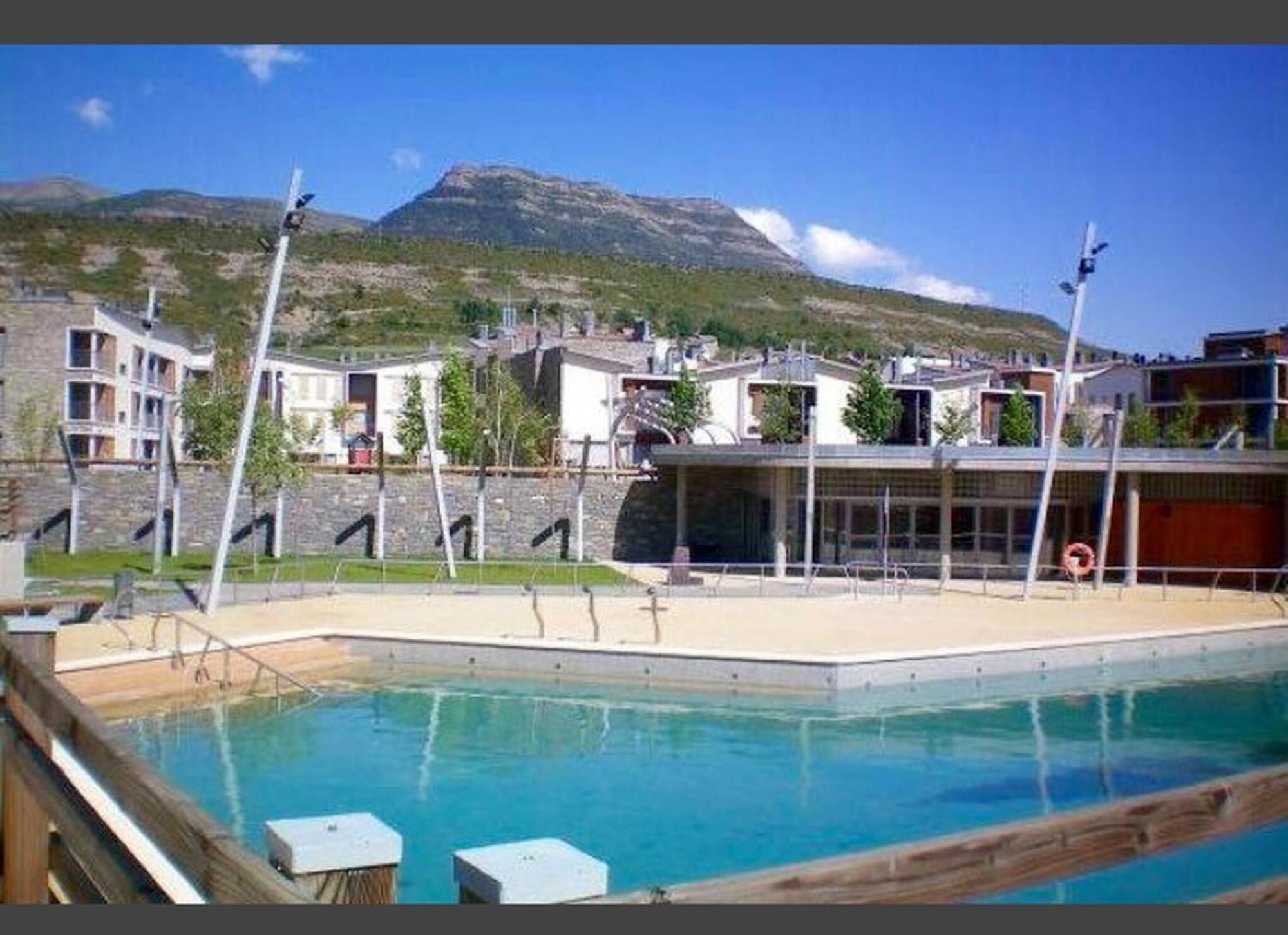 Coqueto Apto Con Vistas En Las Margas Golf N001 Sabiñánigo Εξωτερικό φωτογραφία