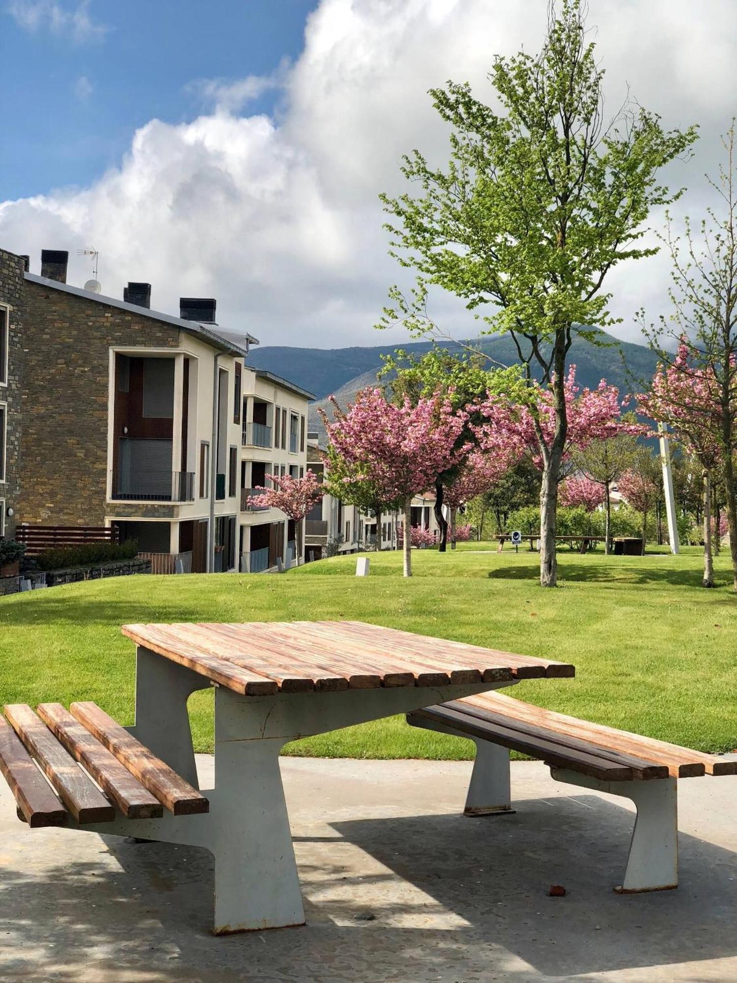 Coqueto Apto Con Vistas En Las Margas Golf N001 Sabiñánigo Εξωτερικό φωτογραφία